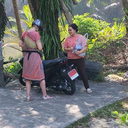 Baan Panseng Bungalow Ko Kut Esterno foto