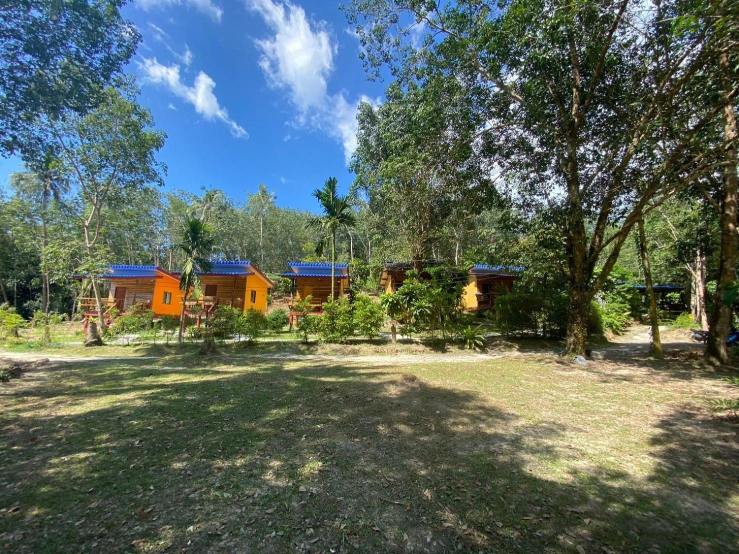 Baan Panseng Bungalow Ko Kut Esterno foto